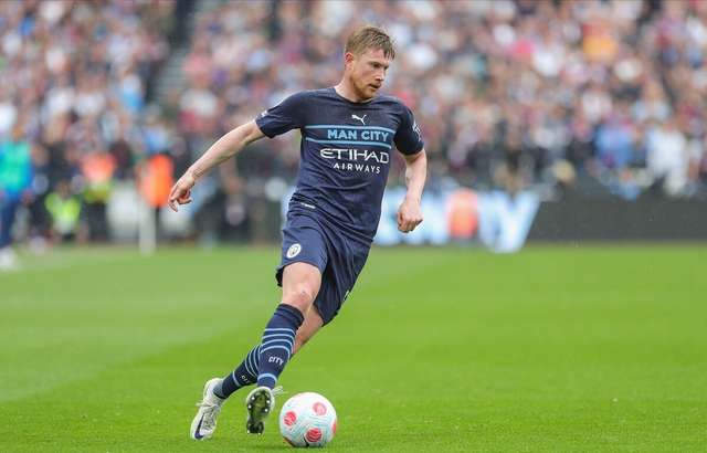 拉菲尼亚：巴西球员不自律的刻板印象已过时；曾想过放弃足球（拉菲尼亚称“巴西球员不自律”已是陈旧偏见；他曾一度想放弃足球）