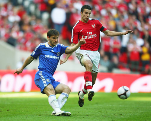 开挂，库尔图瓦近5次对阵利物浦完成了29次扑救（状态爆棚！库尔图瓦近5战利物浦贡献29次扑救）