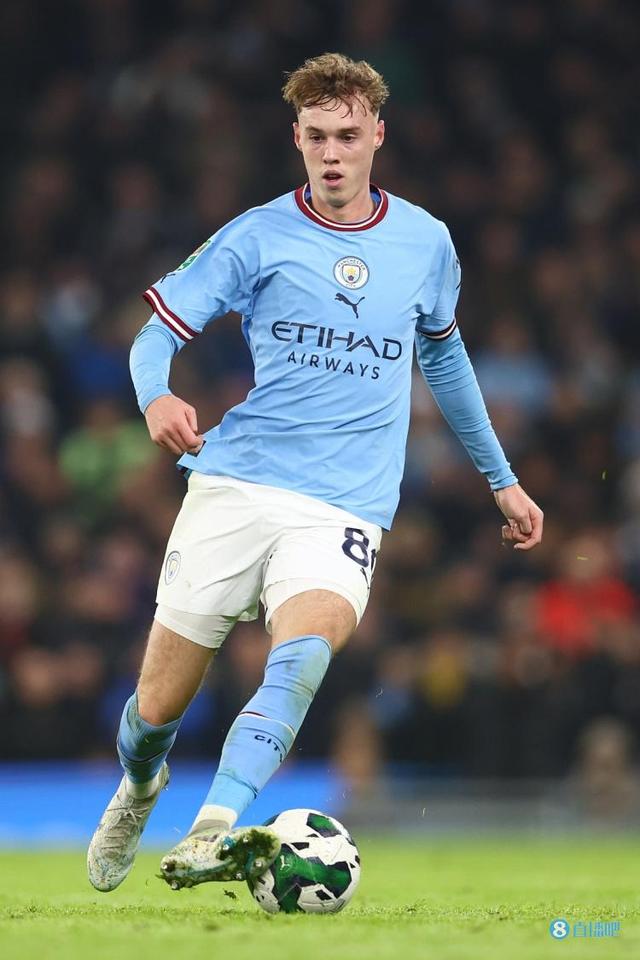 芬奇谈启用海兰德：他一直很有耐心，并在训练中表现出色（芬奇谈为何启用海兰德：耐心十足，训练表现亮眼）