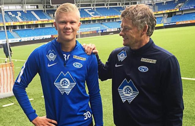 记者：曼奇尼执教萨德年薪1100万欧，成为世界薪酬第9高教练（媒体称曼奇尼执教萨德，年薪1100万欧位列全球教练薪酬第九）