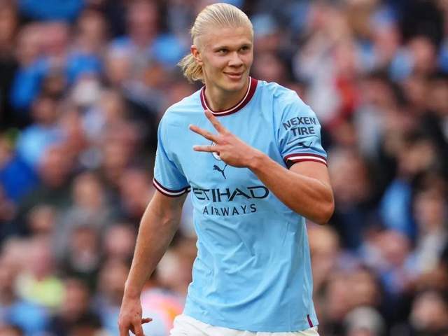 欧文突破两人防守命中三分（欧文突围双人夹击后外线命中三分）