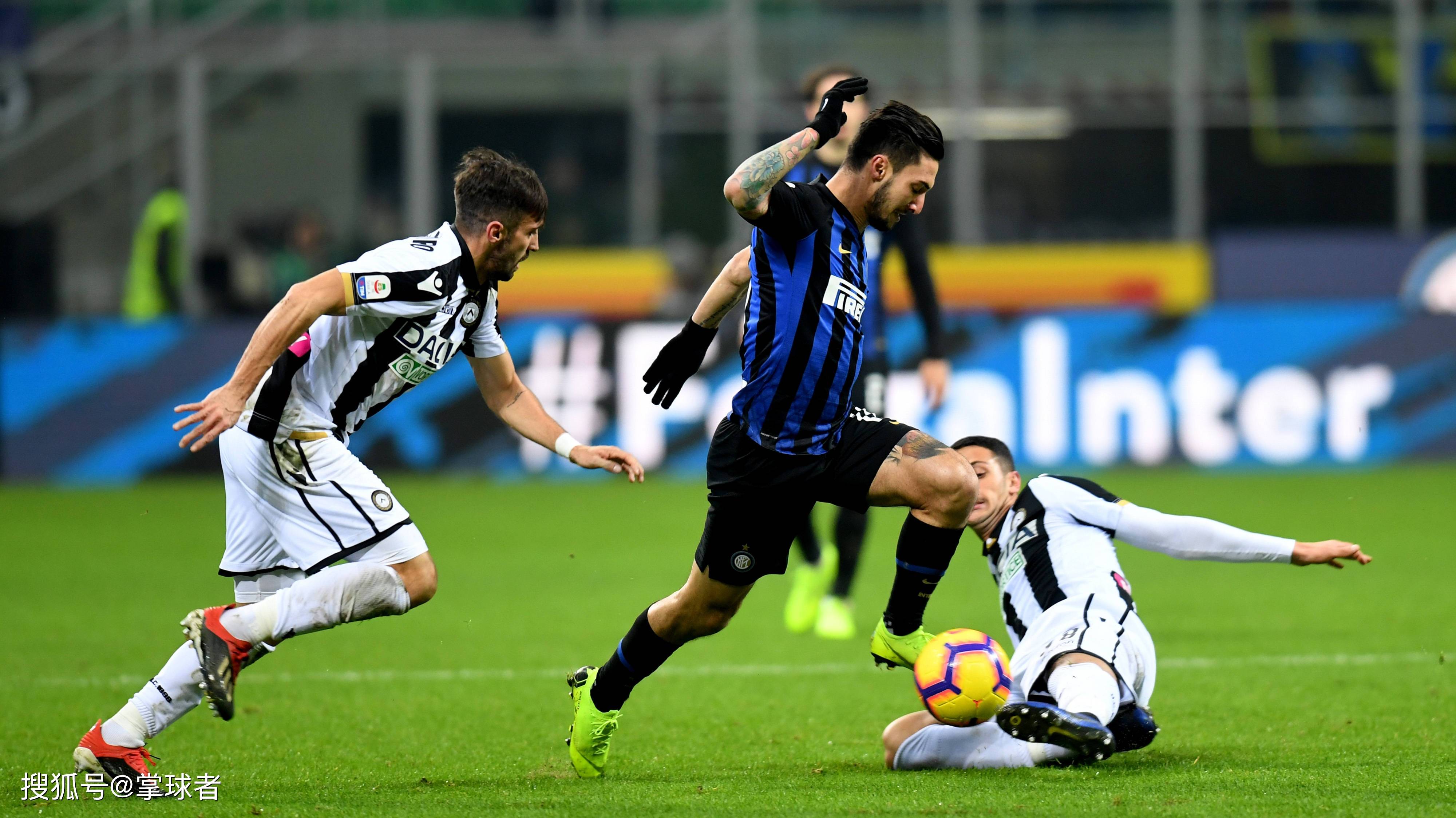 CBA：山东男篮主场不敌广东男篮（CBA：广东男篮客场击败山东男篮）