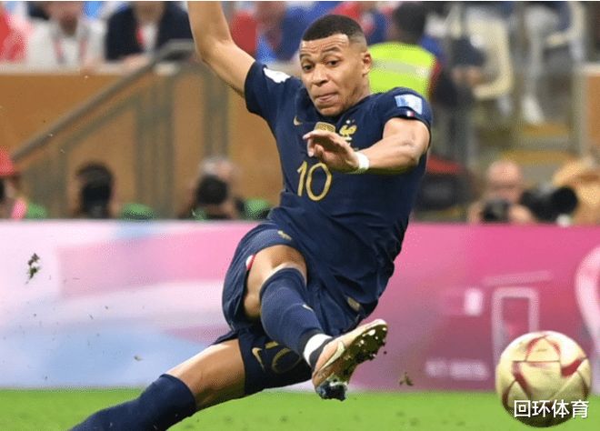 博努奇：我坚信加图索带领国家队走的是正确道路（博努奇：我坚信加图索执教国家队的方向正确）