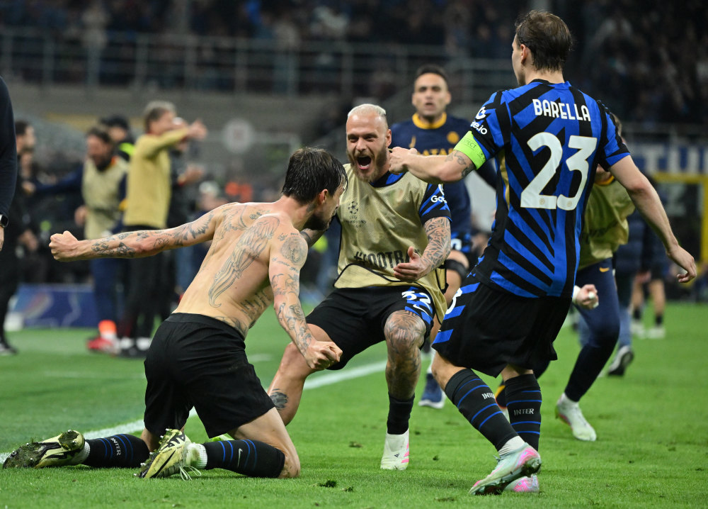 奥格斯堡vs勒沃库森：亚基奇、凯文-施洛特贝克首发，希克、霍夫曼出战（奥格斯堡战勒沃库森：亚基奇、凯文-施洛特贝克先发，希克、霍夫曼登场）